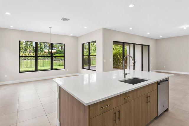 20318 Castle Stuart Avenue, Boca Raton, FL 33434