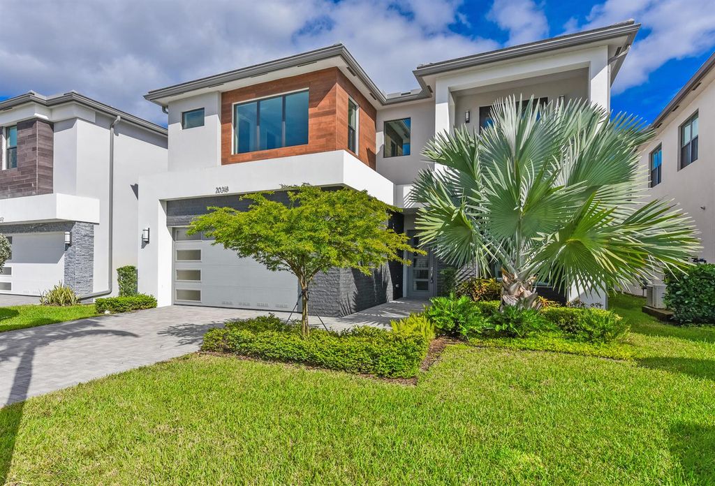 20318 Castle Stuart Avenue, Boca Raton, FL 33434