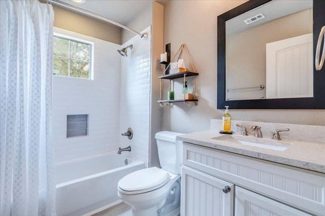 13604 Caldwell DR 19, Austin, TX 78750