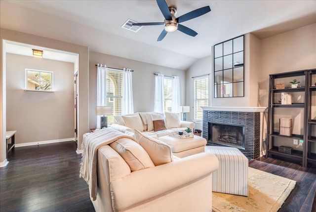 13604 Caldwell DR 19, Austin, TX 78750