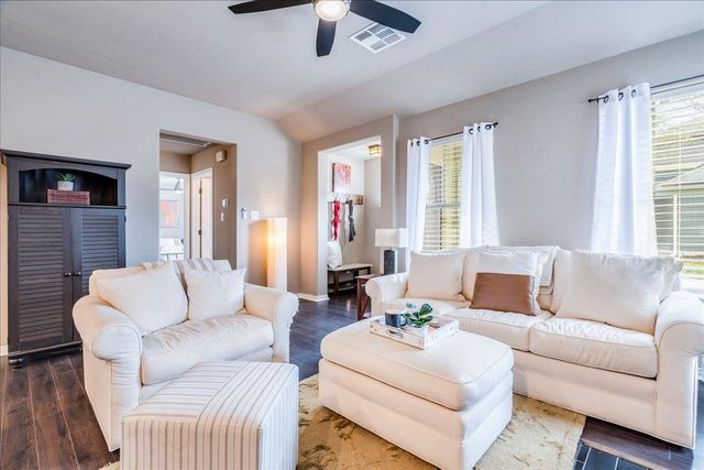 13604 Caldwell DR 19, Austin, TX 78750