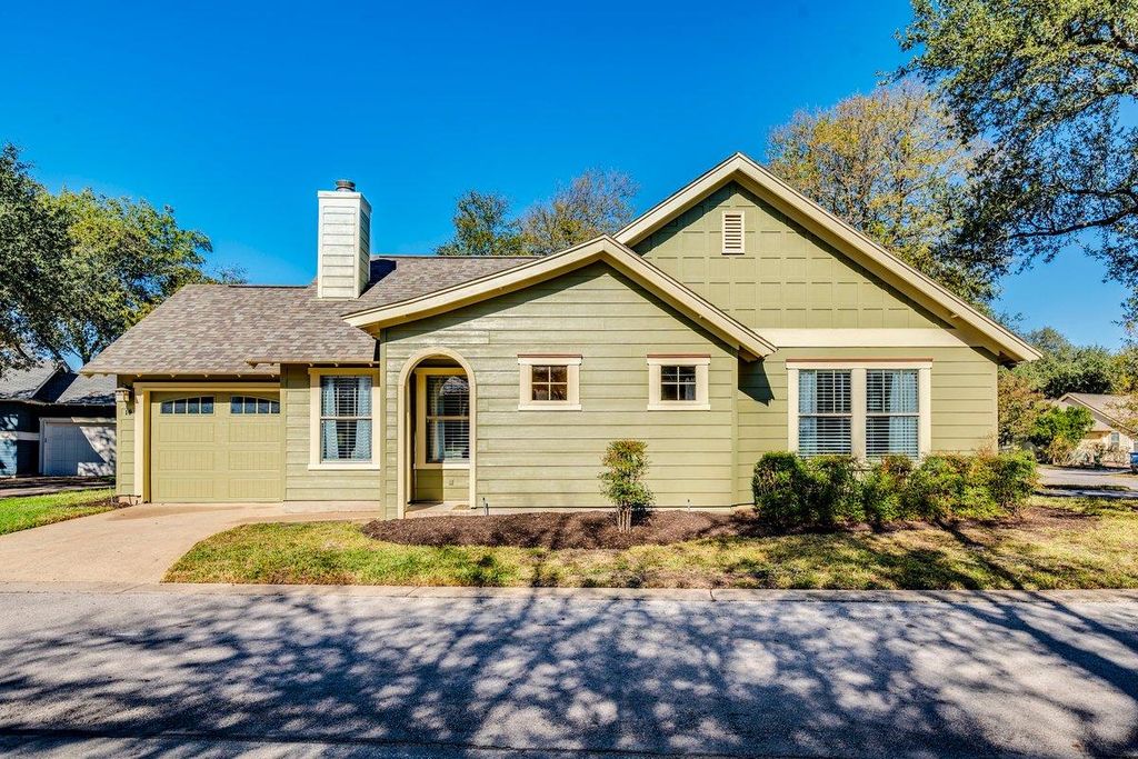 13604 Caldwell DR 19, Austin, TX 78750