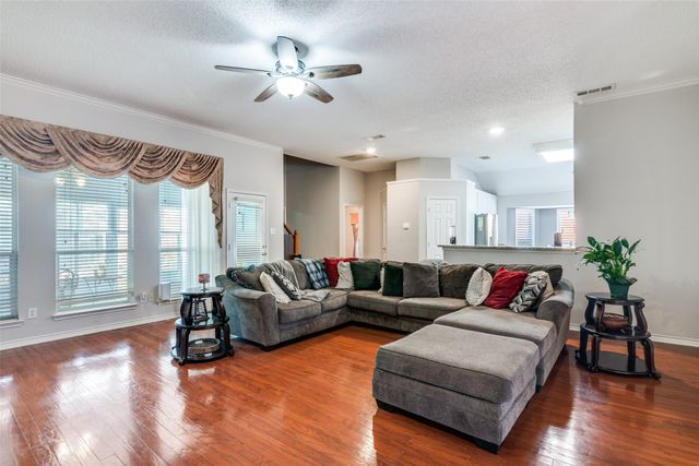 3214 Chalkstone Drive, Rowlett, TX 75088