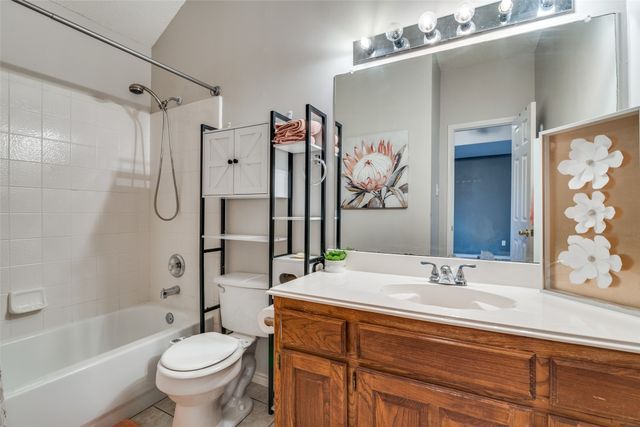 3214 Chalkstone Drive, Rowlett, TX 75088