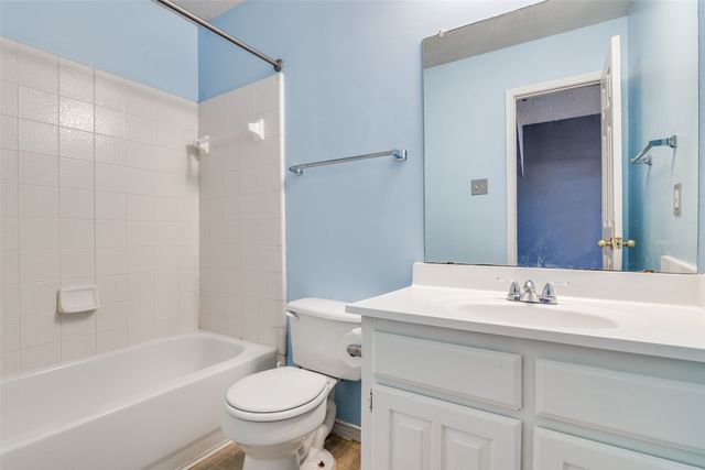 3214 Chalkstone Drive, Rowlett, TX 75088