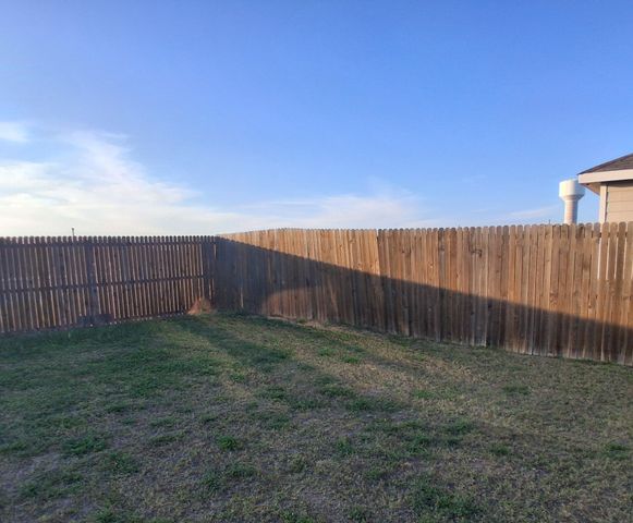 1506 Highbridge Bvld, Crandall, TX 75114