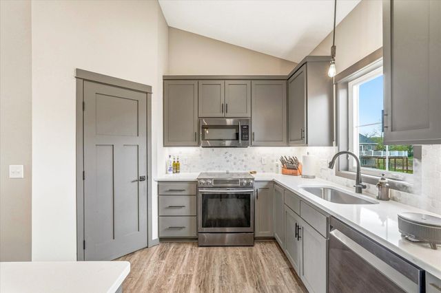 31722 Marshview Court, Lindstrom, MN 55045