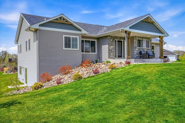 31722 Marshview Court, Lindstrom, MN 55045
