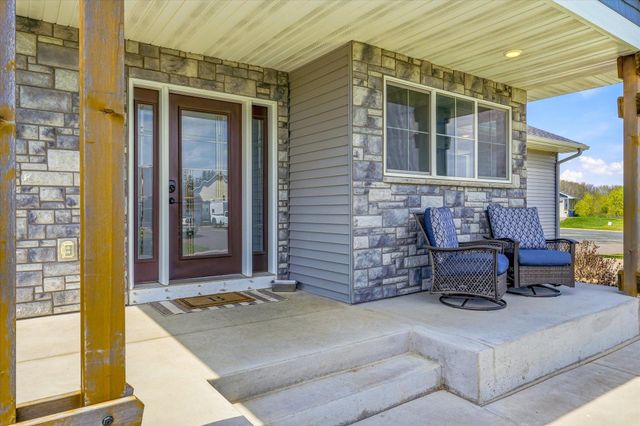 31722 Marshview Court, Lindstrom, MN 55045