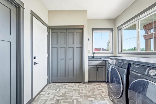31722 Marshview Court, Lindstrom, MN 55045