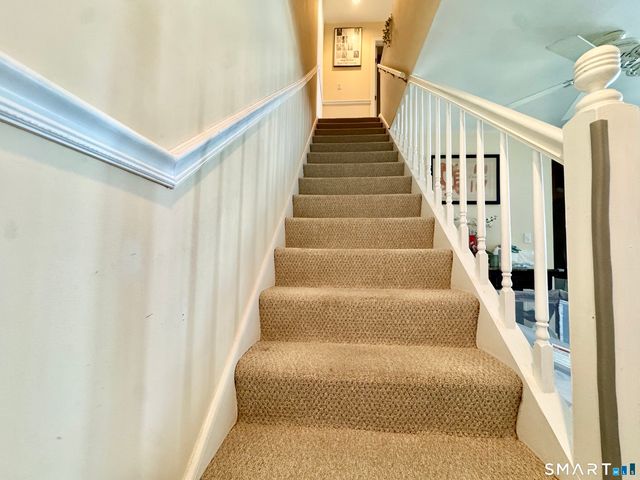 18 Harbour Close, New Haven, CT 06519
