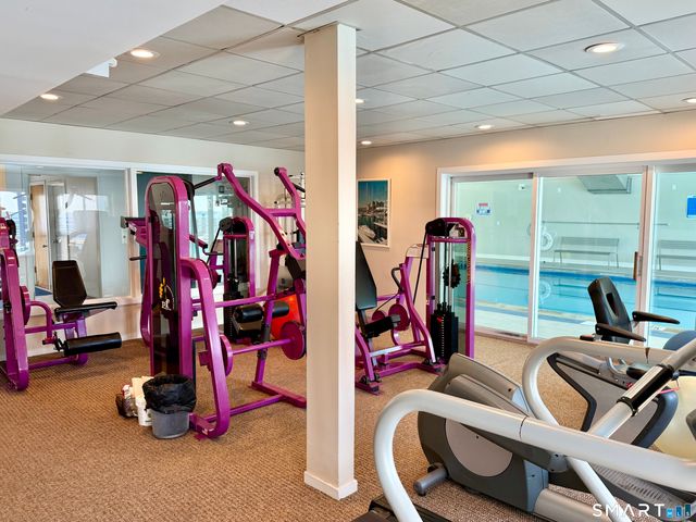 18 Harbour Close, New Haven, CT 06519