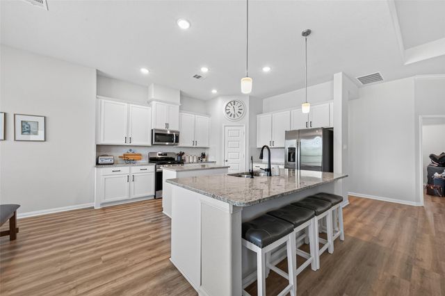 1131 Southfork Ranch Drive, Sealy, TX 77474