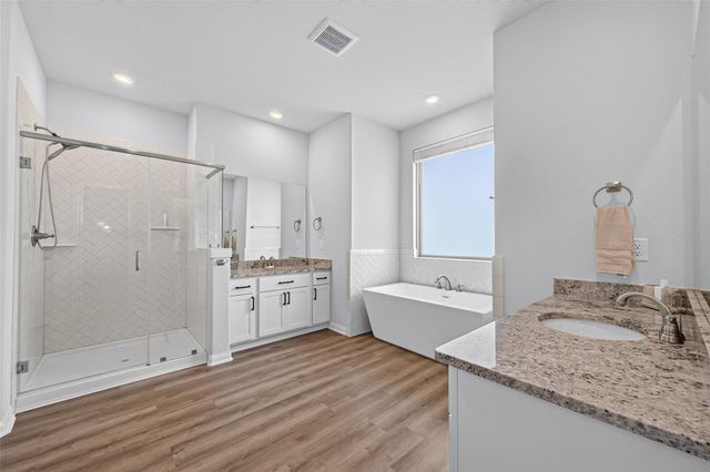1131 Southfork Ranch Drive, Sealy, TX 77474