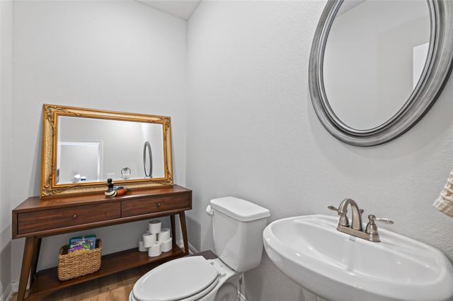 1131 Southfork Ranch Drive, Sealy, TX 77474