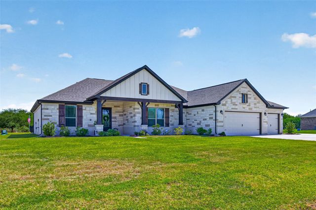 1131 Southfork Ranch Drive, Sealy, TX 77474
