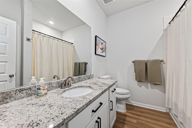 1131 Southfork Ranch Drive, Sealy, TX 77474