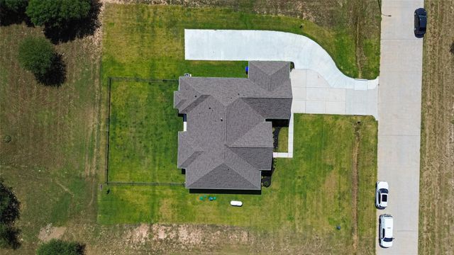 1131 Southfork Ranch Drive, Sealy, TX 77474