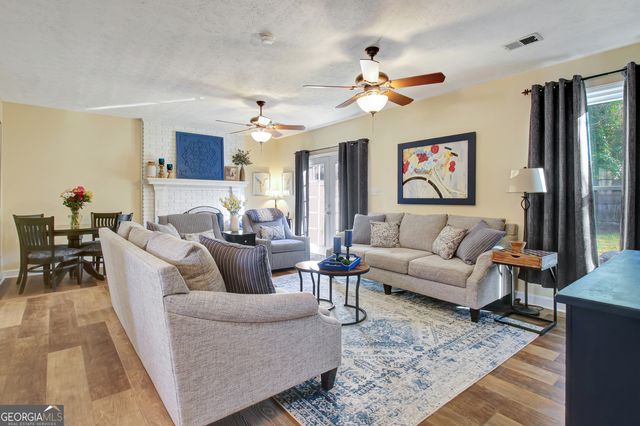 200 Doe Run, Peachtree City, GA 30269