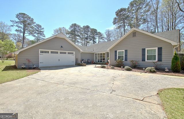 200 Doe Run, Peachtree City, GA 30269