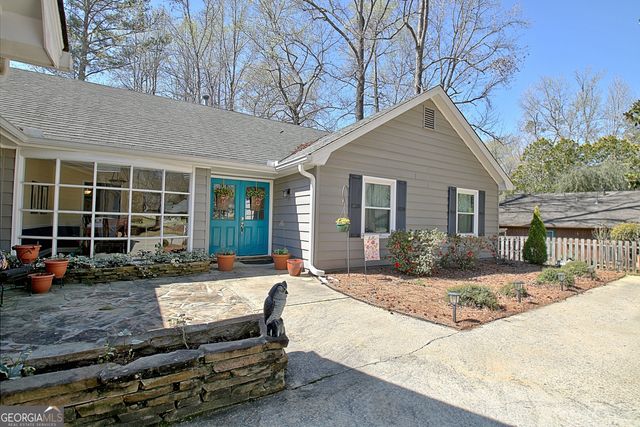 200 Doe Run, Peachtree City, GA 30269
