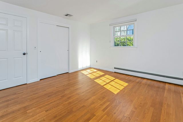 12 Lincoln Drive, New Canaan, CT 06840