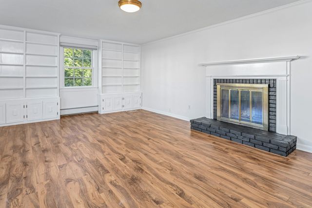 12 Lincoln Drive, New Canaan, CT 06840