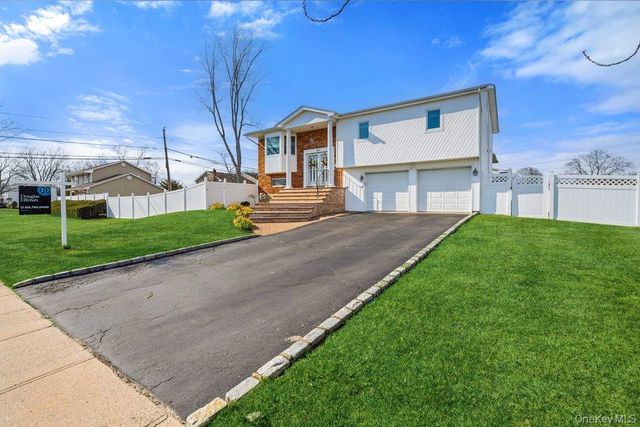 64 Marquette Drive, Smithtown, NY 11787