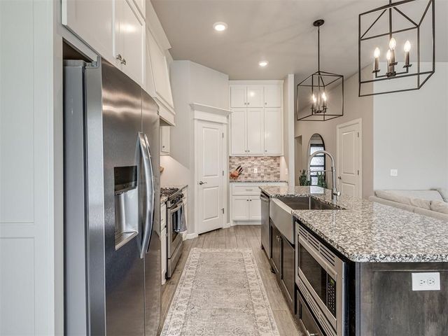 9208 NW 91st Street, Yukon, OK 73099