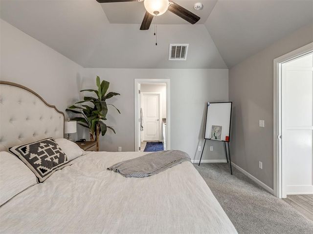 9208 NW 91st Street, Yukon, OK 73099
