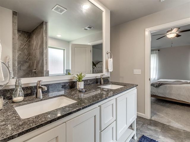9208 NW 91st Street, Yukon, OK 73099