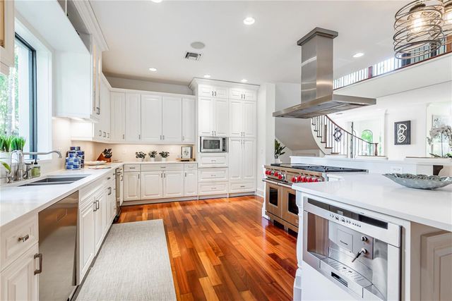 2415 Middle River Drive, Fort Lauderdale, FL 33305