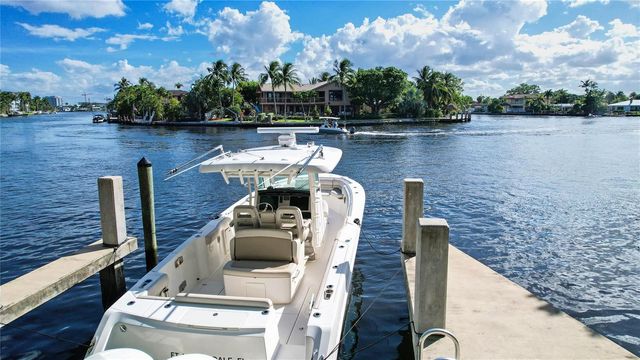 2415 Middle River Drive, Fort Lauderdale, FL 33305