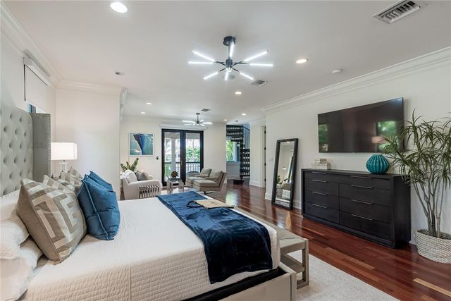 2415 Middle River Drive, Fort Lauderdale, FL 33305