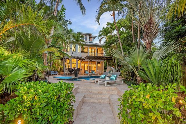 2415 Middle River Drive, Fort Lauderdale, FL 33305