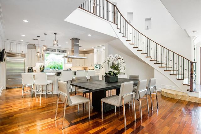 2415 Middle River Drive, Fort Lauderdale, FL 33305