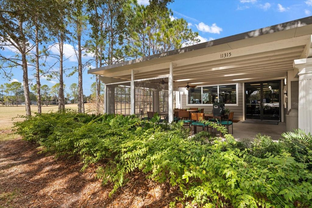 Image 30 of property listing at 1237 RAMBLING VINE COURT, New Port Richey, FL 34655