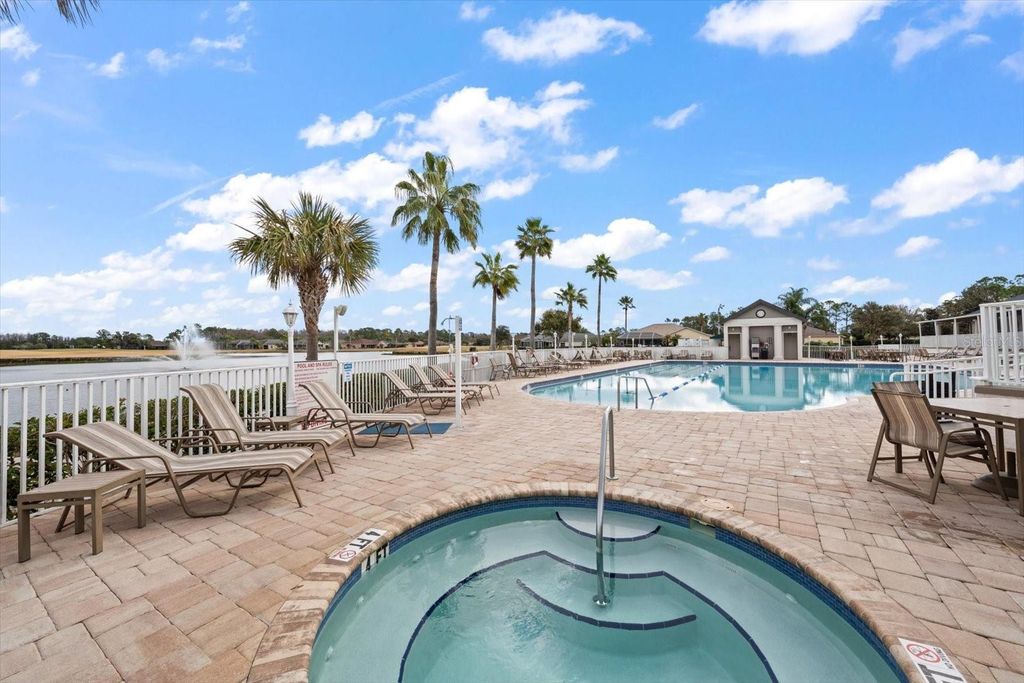 Image 58 of property listing at 1237 RAMBLING VINE COURT, New Port Richey, FL 34655