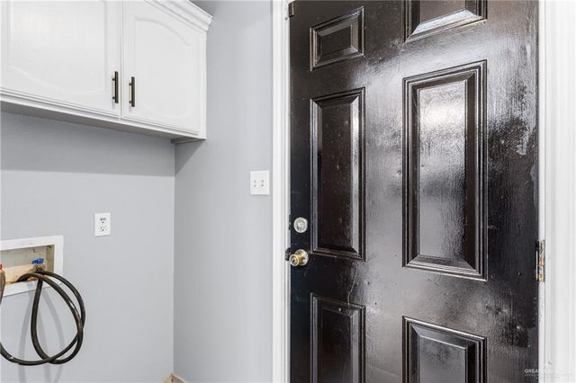 813 W Hayes Avenue, Mission, TX 78573