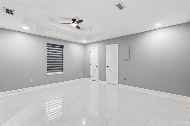 813 W Hayes Avenue, Mission, TX 78573