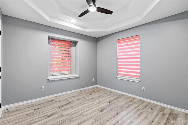 813 W Hayes Avenue, Mission, TX 78573