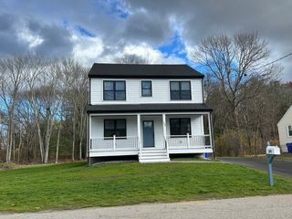 189 Greenwood St, Rockland, MA 02370