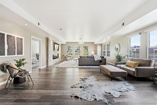 925 N Lincoln Street 5B, Denver, CO 80203