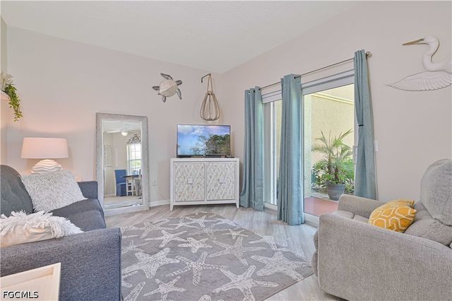 15630 Ocean Walk CIR 111, Fort Myers, FL 33908