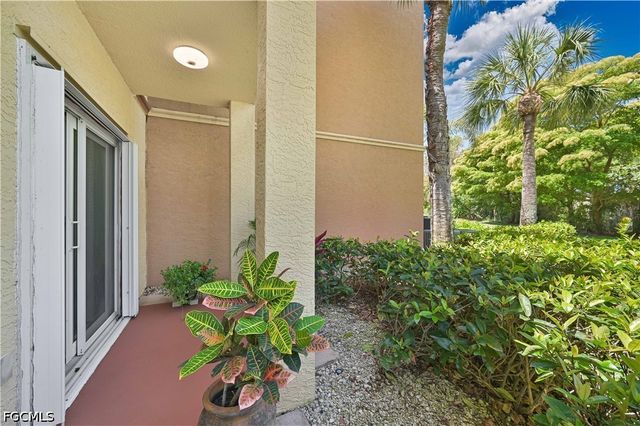 15630 Ocean Walk CIR 111, Fort Myers, FL 33908