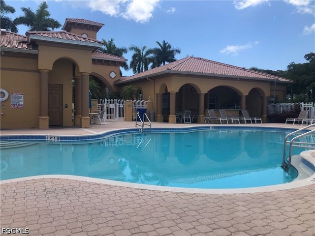 15630 Ocean Walk CIR 111, Fort Myers, FL 33908