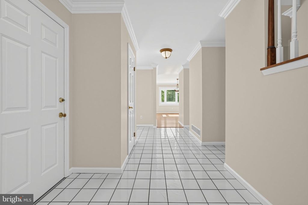 97 HUNTERS RUN, NEWTOWN SQUARE, PA 19073 — photo 3