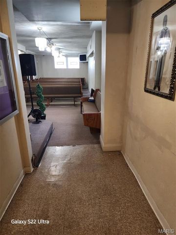 2801 Arlington Avenue, St Louis, MO 63120