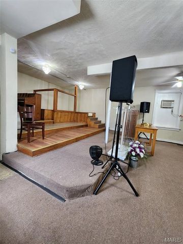 2801 Arlington Avenue, St Louis, MO 63120