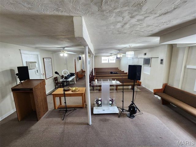2801 Arlington Avenue, St Louis, MO 63120